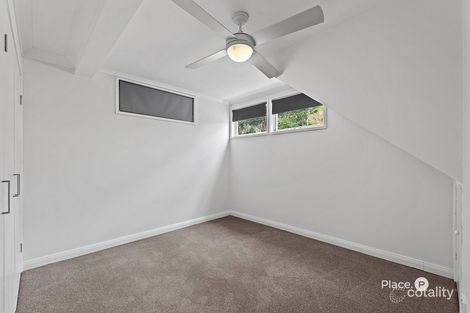 Property photo of 43 Dunrod Street Holland Park West QLD 4121