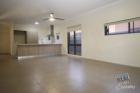 Property photo of 64 Mantaray Loop Nickol WA 6714