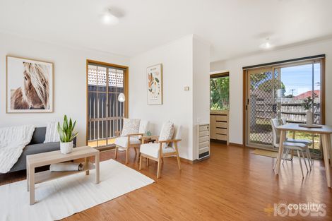 Property photo of 2/1 Regis Close Werribee VIC 3030