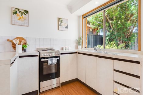 Property photo of 2/1 Regis Close Werribee VIC 3030