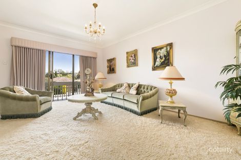 Property photo of 20 Caravelle Crescent Strathmore Heights VIC 3041