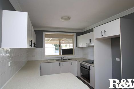 Property photo of 43 Roebuck Crescent Willmot NSW 2770