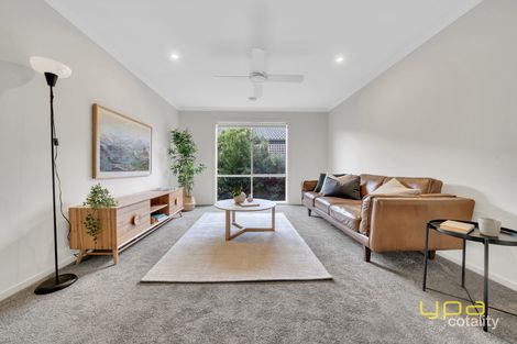 Property photo of 19 Rock Daisy Drive Cranbourne West VIC 3977