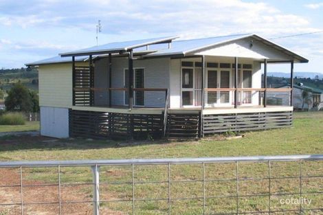 26 Hill Rd, Plainland, QLD 4341