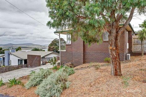 Property photo of 9 Bryant Street Midway Point TAS 7171