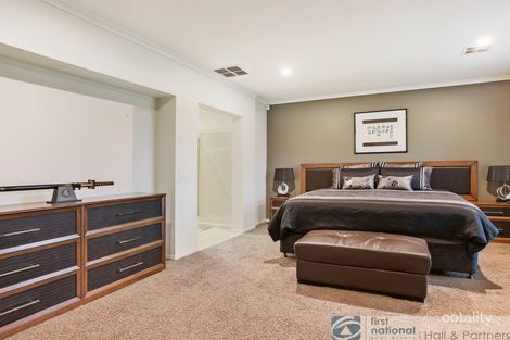 Property photo of 10 Moondarra Drive Berwick VIC 3806