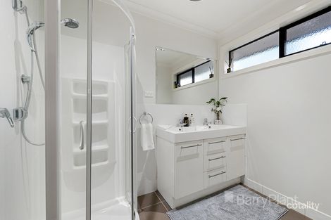 Property photo of 46 Devonshire Drive Keysborough VIC 3173