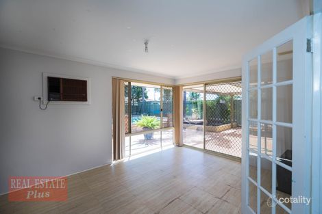Property photo of 5 Domain Court Greenmount WA 6056