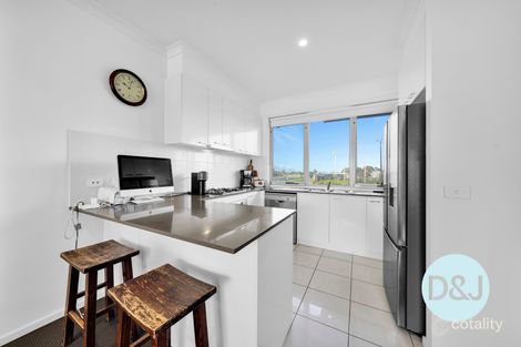 Property photo of 24 Topal Drive Officer VIC 3809