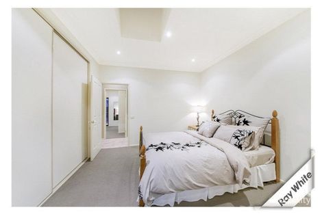 Property photo of 4 Winser Crescent Kambah ACT 2902