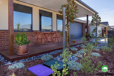Property photo of 13 McTernan Avenue Googong NSW 2620