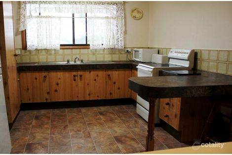 Property photo of 7 Murraba Crescent Gwandalan NSW 2259