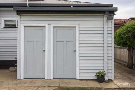 Property photo of 27 Plumpton Road Kooringal NSW 2650
