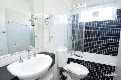 Property photo of 4/28-30 Raleigh Street Windsor VIC 3181