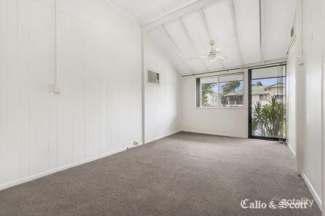 Property photo of 16 Gilpin Street Shorncliffe QLD 4017