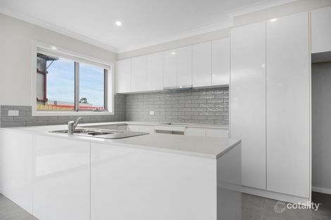 Property photo of 2/400 Skipton Street Redan VIC 3350