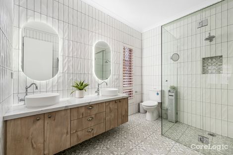 Property photo of 5 Lightwood Green Caroline Springs VIC 3023