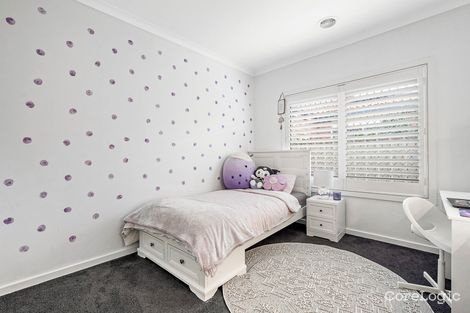 Property photo of 5 Lightwood Green Caroline Springs VIC 3023