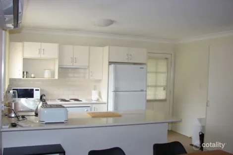 Property photo of 2/3 Acacia Drive Muswellbrook NSW 2333
