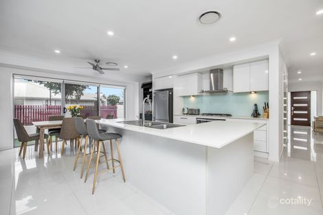 Property photo of 9 Mariner Avenue Hope Island QLD 4212