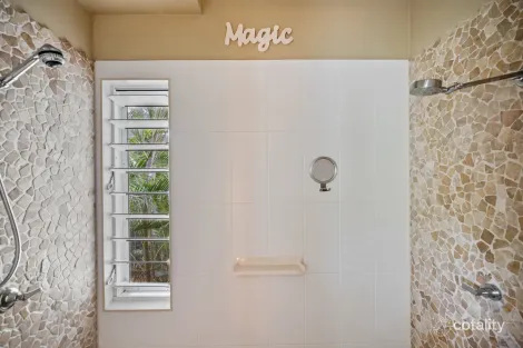 Property photo of 2/13 Heavey Crescent Whitfield QLD 4870