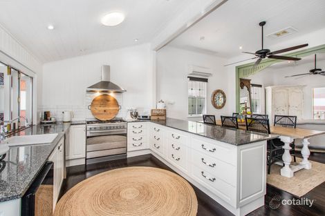 Property photo of 14 Virgil Street Hyde Park QLD 4812