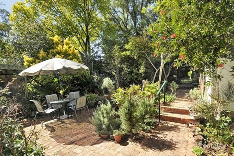 11 Linlithgow St, Mitcham, VIC 3132