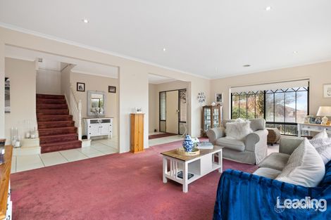 Property photo of 10 Westall Close Sunbury VIC 3429