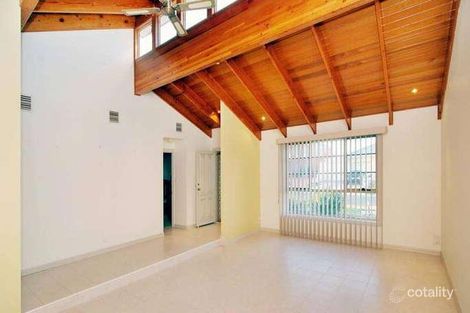 Property photo of 1/19 Delbridge Drive Sydenham VIC 3037