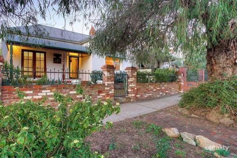 32 Chatsworth Rd, Highgate, WA 6003