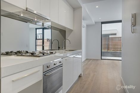 Property photo of 2/69 Marshall Street Ivanhoe VIC 3079