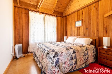 Property photo of 130 Thompson Street Wattle Flat NSW 2795