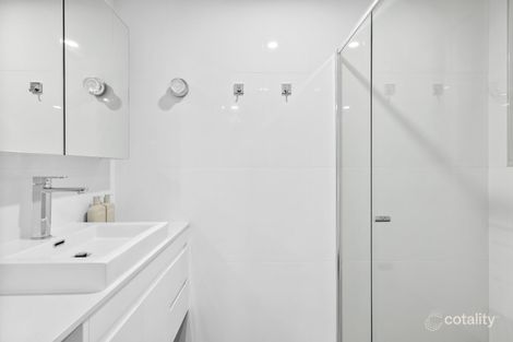 Property photo of 1/71 Macquarie Street St Lucia QLD 4067