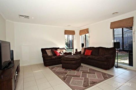 Property photo of 72 Springhill Drive Cranbourne VIC 3977