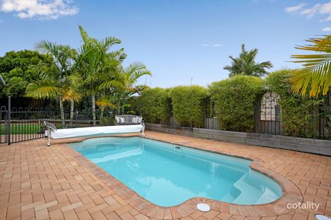 Property photo of 16 Lois Court New Auckland QLD 4680