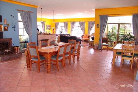 Property photo of 2 Bellevue Close Rossmore NSW 2557