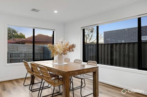 Property photo of 8 Murdoch Place Langwarrin VIC 3910