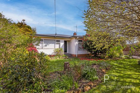 8 Churchill Ave, Devonport, TAS 7310