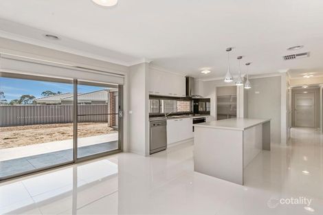 Property photo of 4 Chaplin Court Eaglehawk VIC 3556