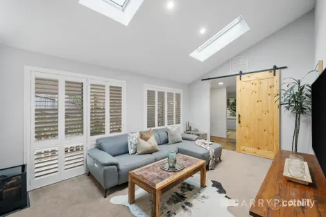 Property photo of 46 Acheron Crescent Eltham North VIC 3095