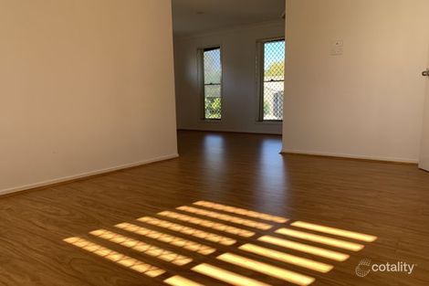 Property photo of 2/40 Old Logan Road Gailes QLD 4300