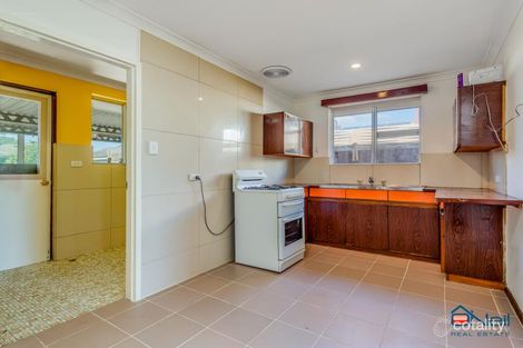 Property photo of 25 Eighth Road Armadale WA 6112