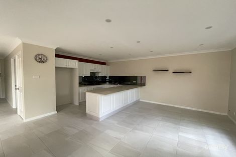 Property photo of 8/27 Ballandella Road Toongabbie NSW 2146