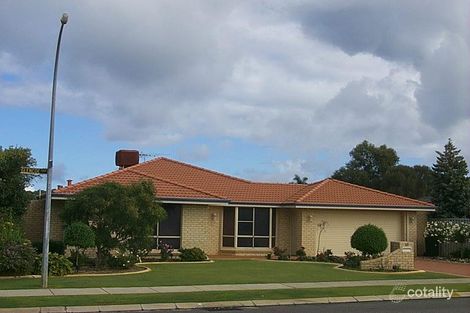 Property photo of 20 Glencoe Loop Kinross WA 6028