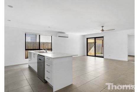 Property photo of 27 Cassidy Crescent Bridgeman Downs QLD 4035