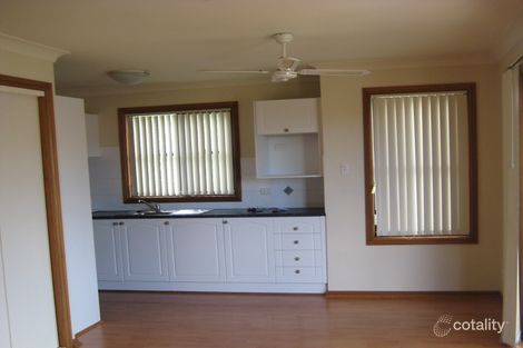 Property photo of 4 Pickets Place Currans Hill NSW 2567
