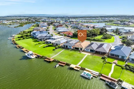 67 Wentworth Pde, Hindmarsh Island, SA 5214