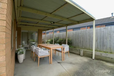Property photo of 21 New England Way Narre Warren VIC 3805