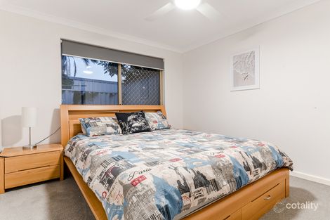 Property photo of 12 Leeward Close Safety Bay WA 6169