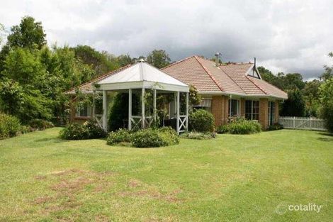 18 Hersden Ct, Bonogin, QLD 4213